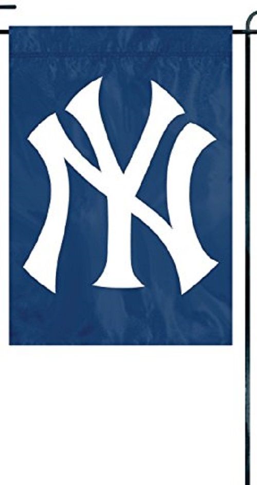 Party Animal MLB New York Yankees Garden Flag