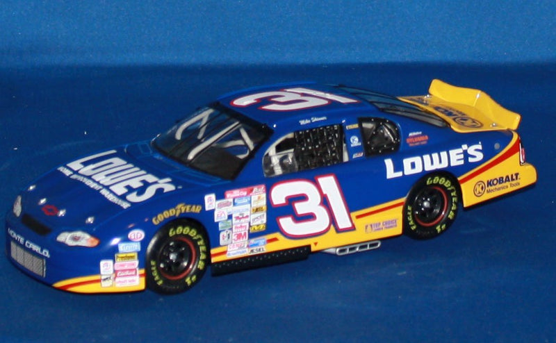 2001 Action Mike Skinner #31 - 1/24 NASCAR Diecast Scale Stock 