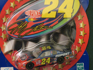 Winner's Circle 2001 Du Pont Motorsports #24 Jeff Gordon 1:64 NASCAR